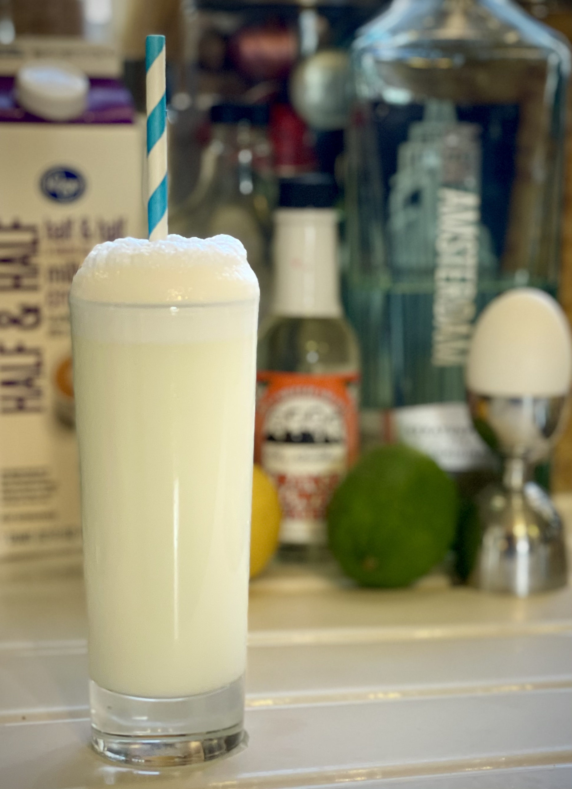 Ramos Gin Fizz – Inside the Mind of the Monkey